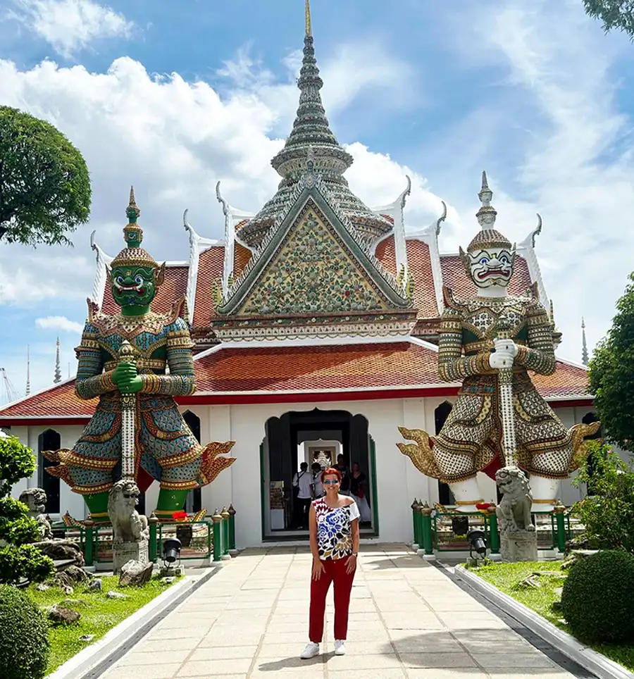Tess in Manila - temple during international travel and cultural learning experience